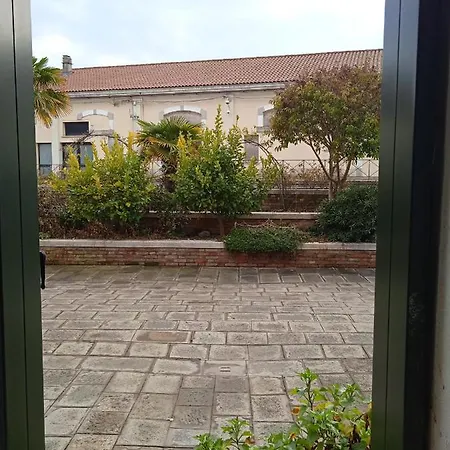 Apartamento Sestiere Dorsoduro, A Due Passi Da Zattere