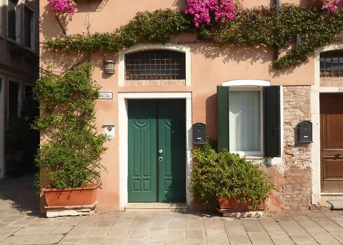 Sestiere Dorsoduro, A Due Passi Da Zattere Διαμέρισμα